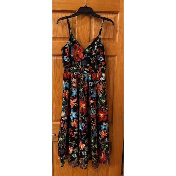 Dress the Population Maren Floral Fit & Flare Dress - Picture 4 of 6